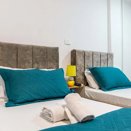 Kurti 3* Golem (Tirana)