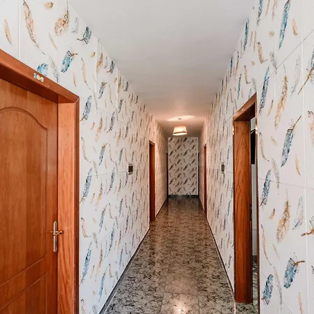 Kurti Hotel Golem (Tirana)