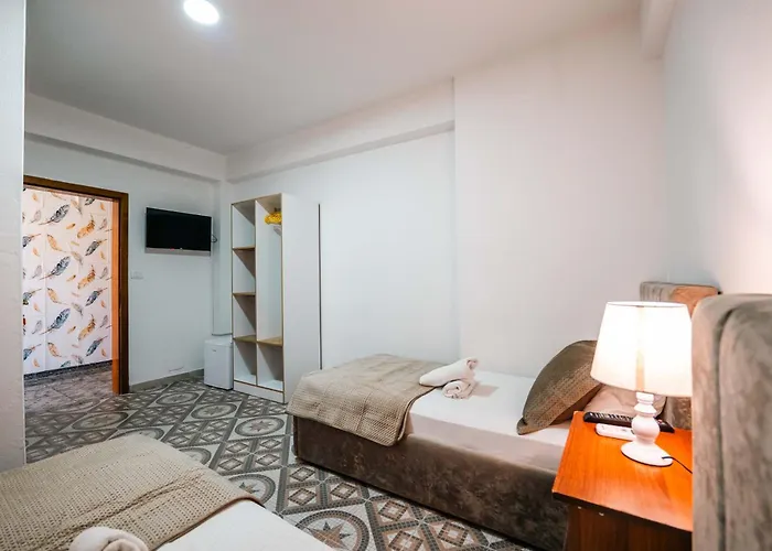 Kurti Hotel 4*